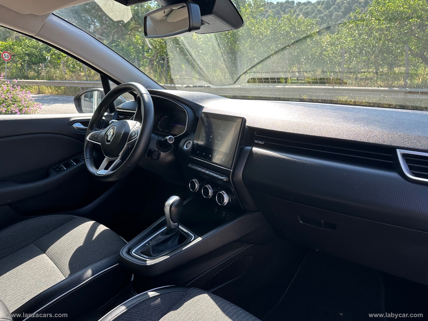 Clio Hybrid E-Tech 140 CV 5p. E-Tech - immagine 17