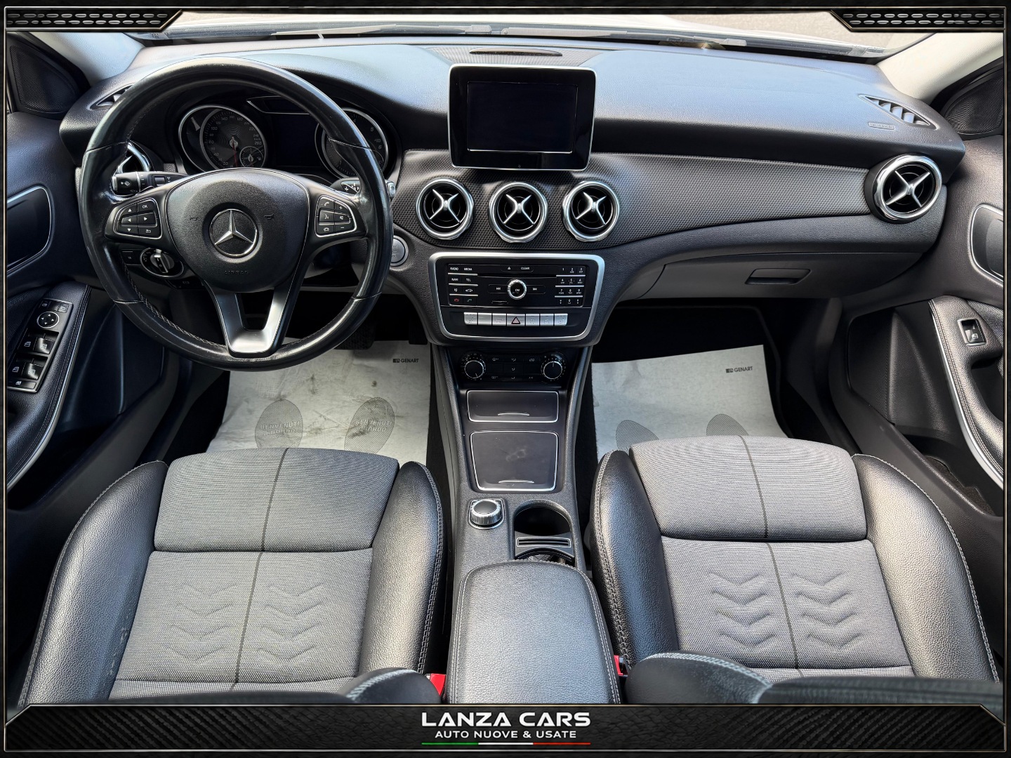 GLA 200 d Automatic Sport - immagine 17