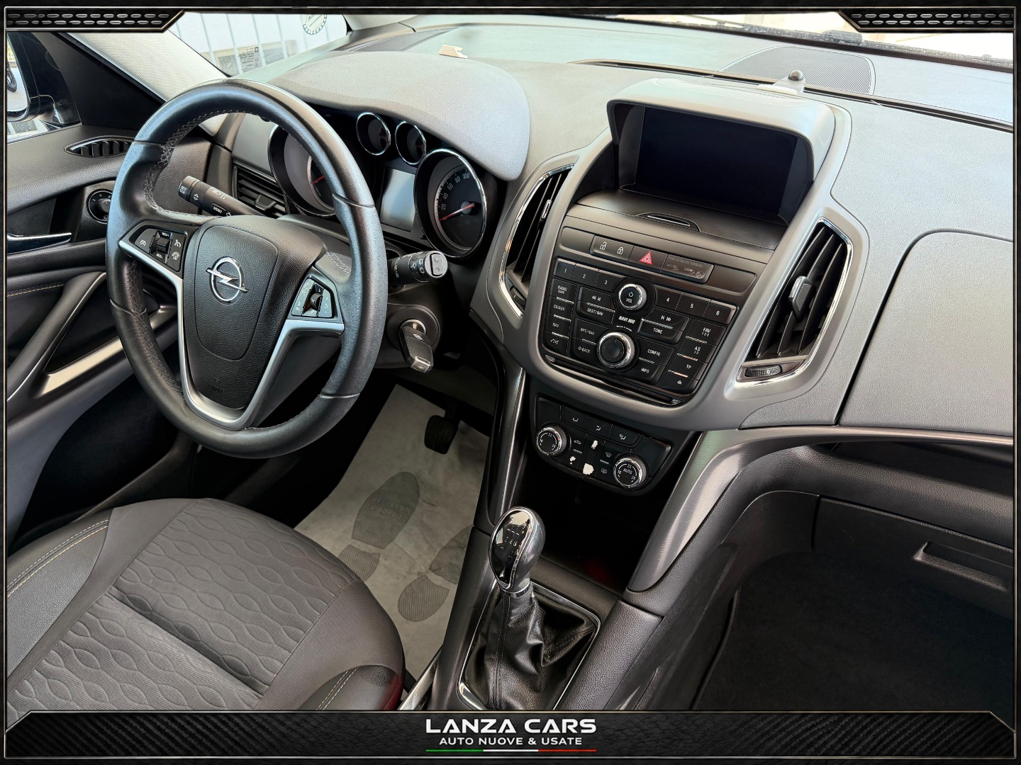 Zafira Tourer 2.0 CDTi 130 CV Cosmo - immagine 17