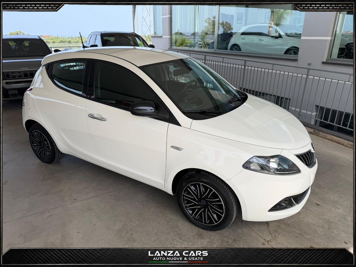 Ypsilon 1.0 FireFly 5p.S&S Hybryd Gold - immagine 17