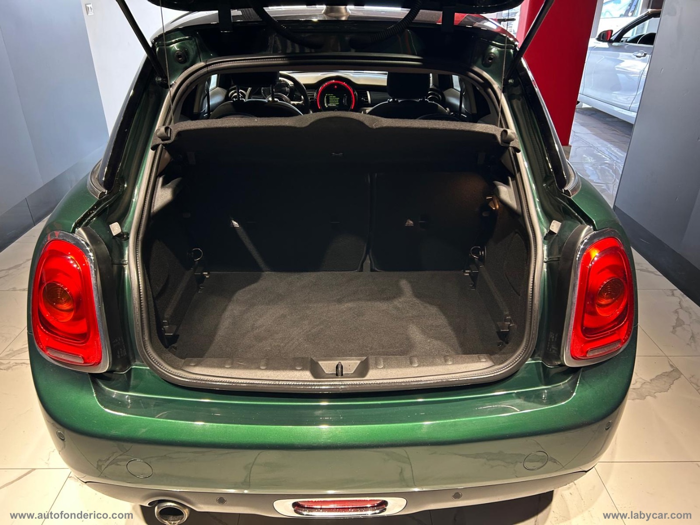 Mini Cooper D 5 porte - immagine 17