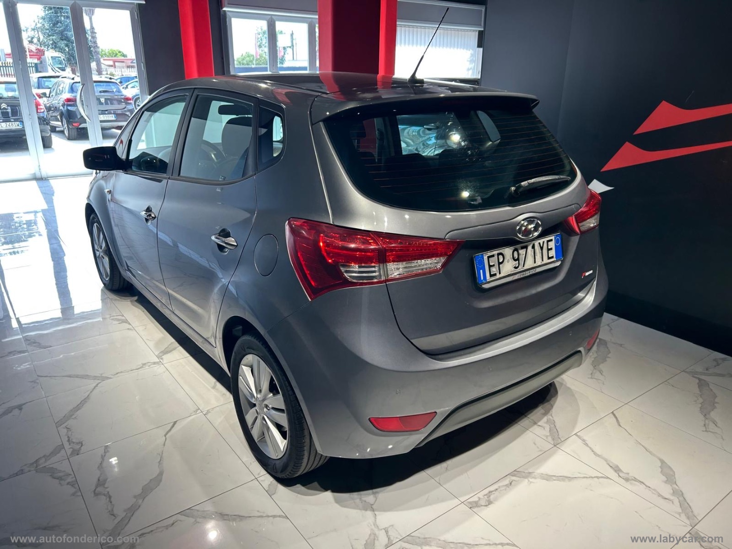 ix20 1.4 CRDI 90 CV Style - immagine 17