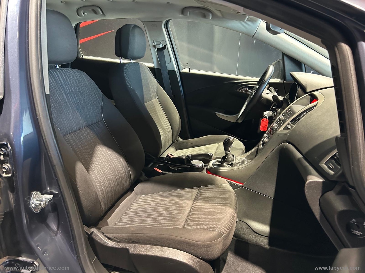 Astra 1.4 100 CV 5p. Cosmo - immagine 17