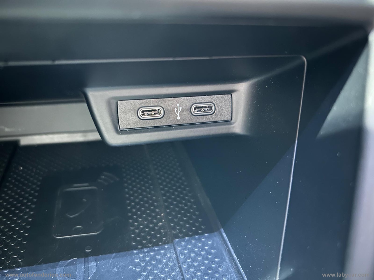 Polo 1.0 TSI 110 CV DSG R-Line - immagine 17