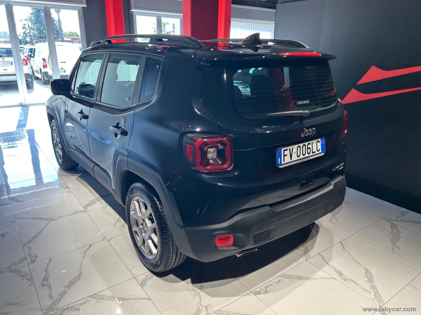 Renegade 1.6 Mjt 120CV Limited - immagine 17