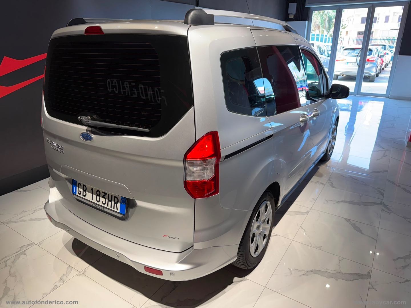 Tourneo Courier 1.5 TDCI 75 CV S&S Plus - immagine 17