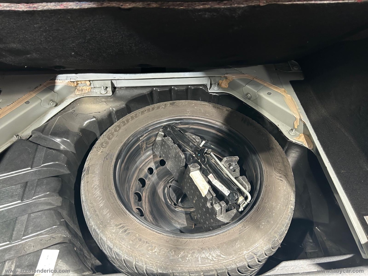 Scénic XMod 1.5 dCi 110 CV S&S Limited - immagine 17