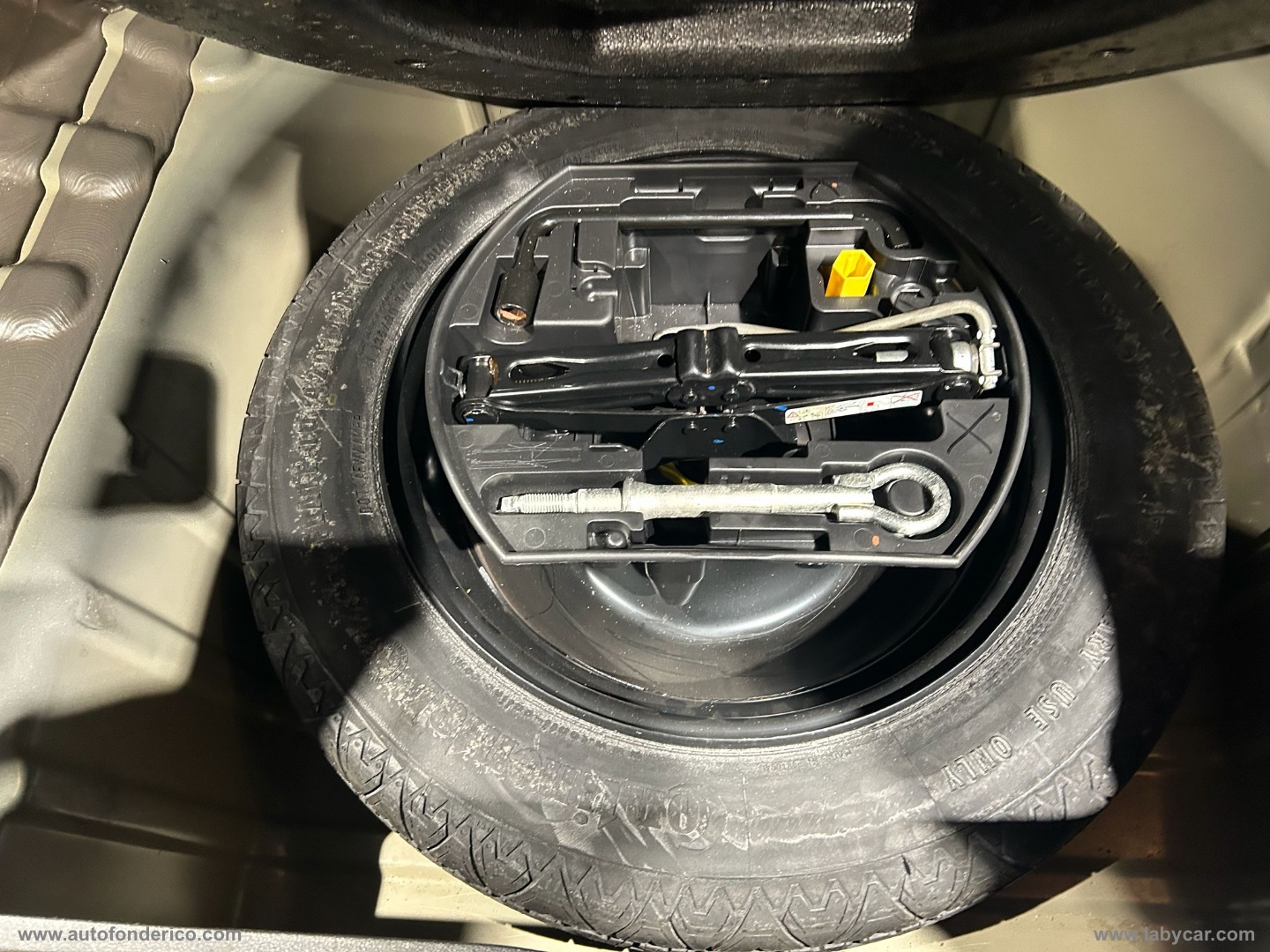 3008 1.6 HDi 112 CV Active - immagine 17