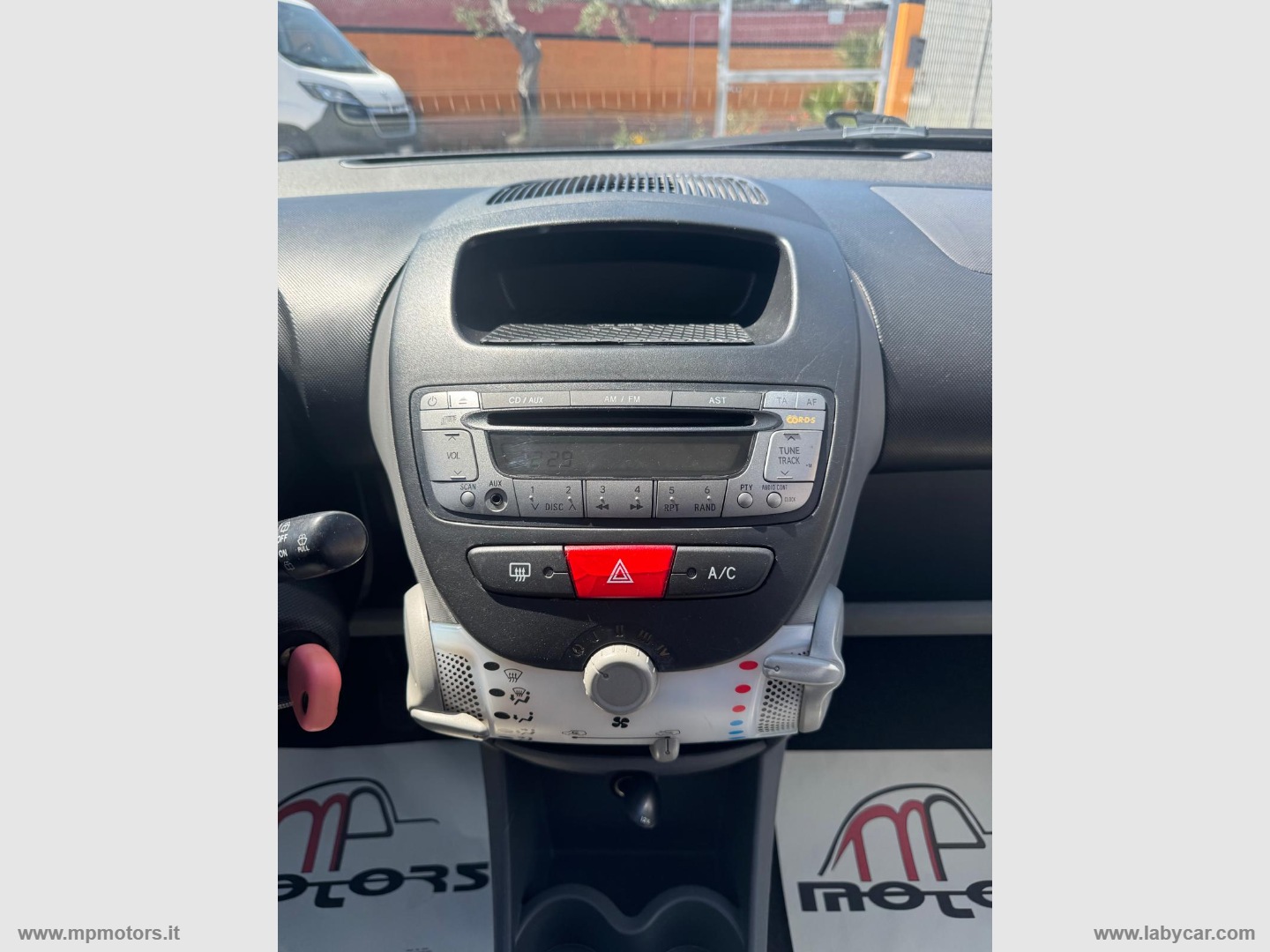 C1 1.0 68CV AUTOMATICA - immagine 17