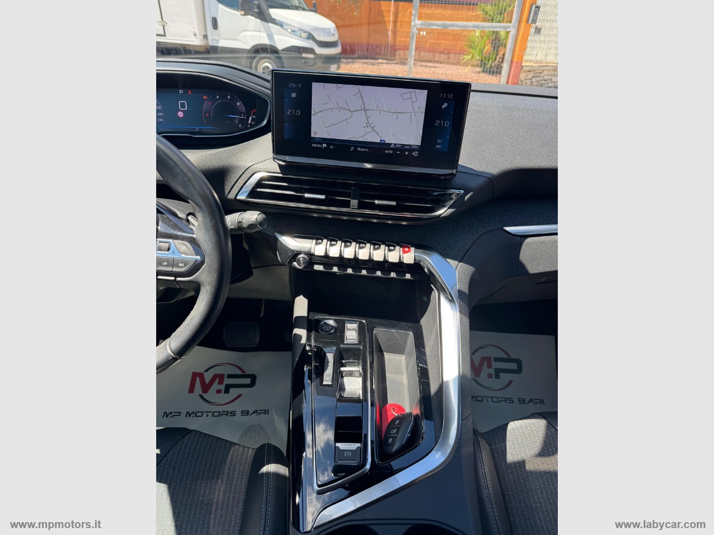 3008 ALLURE PACK 1.5 BlueHDi 130CV AUTOMATICA - immagine 17