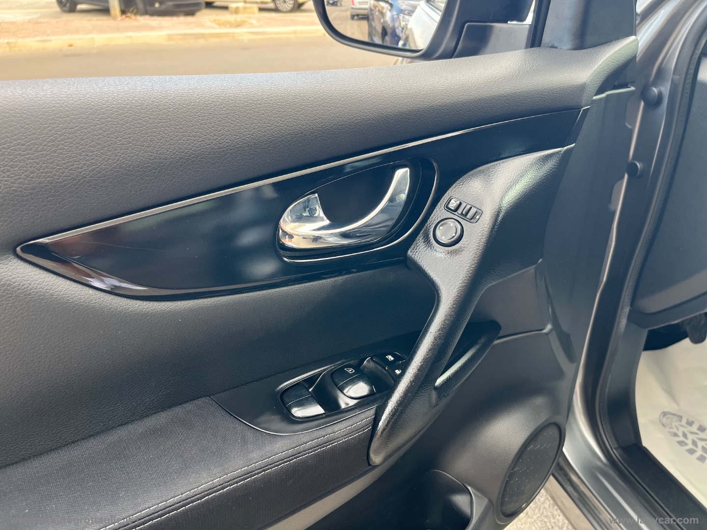 Qashqai 1.5 dCi Acenta Premium GANCIO TRAINO - immagine 17