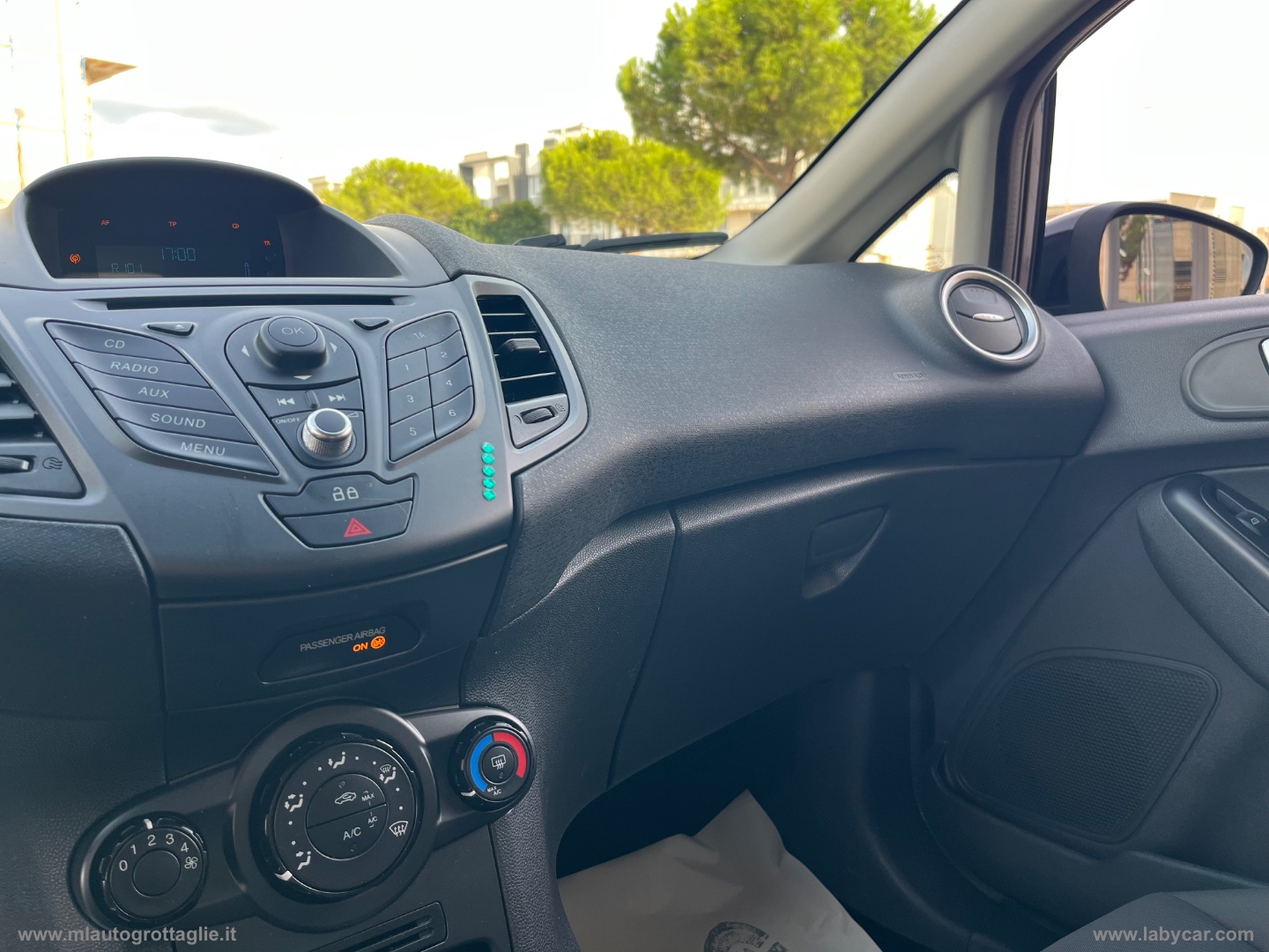 Fiesta 1.4 5p. Bz.- GPL Titanium - immagine 17