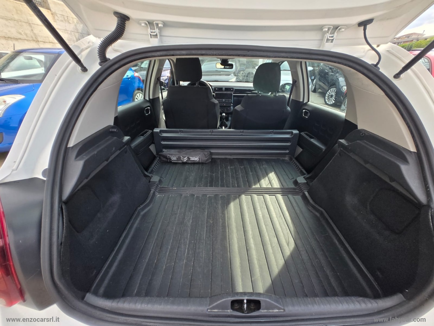 C3 BlueHDi 100 S&S Van Feel - immagine 17