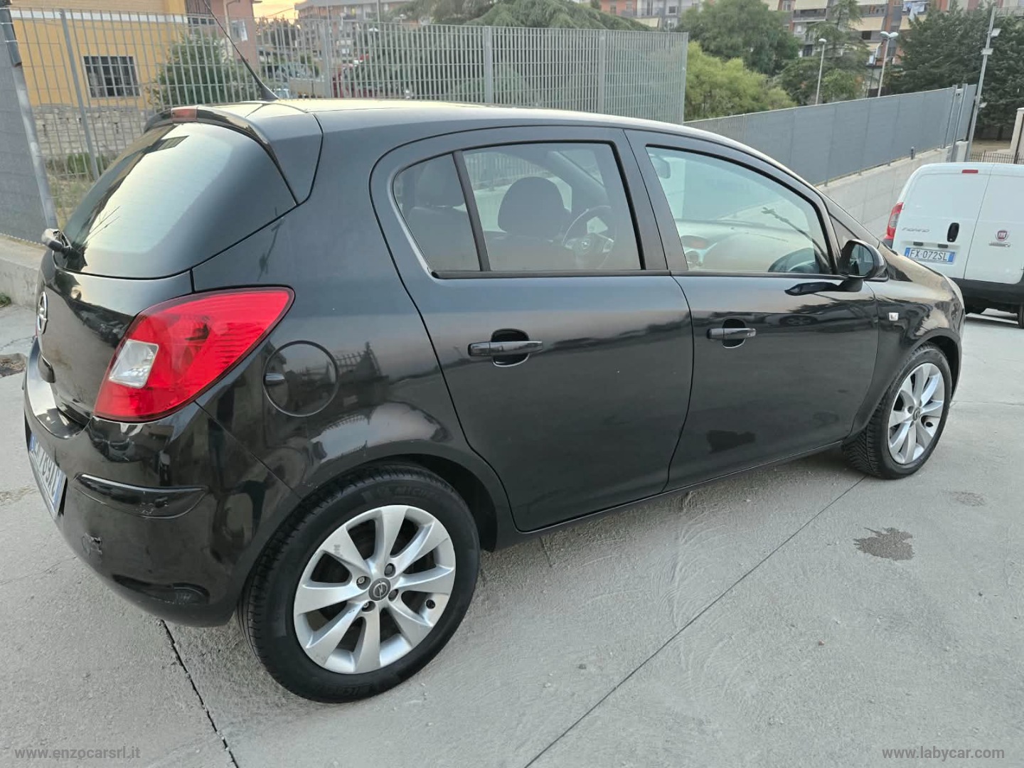 Corsa 1.2 5p. S&S Elective - immagine 17