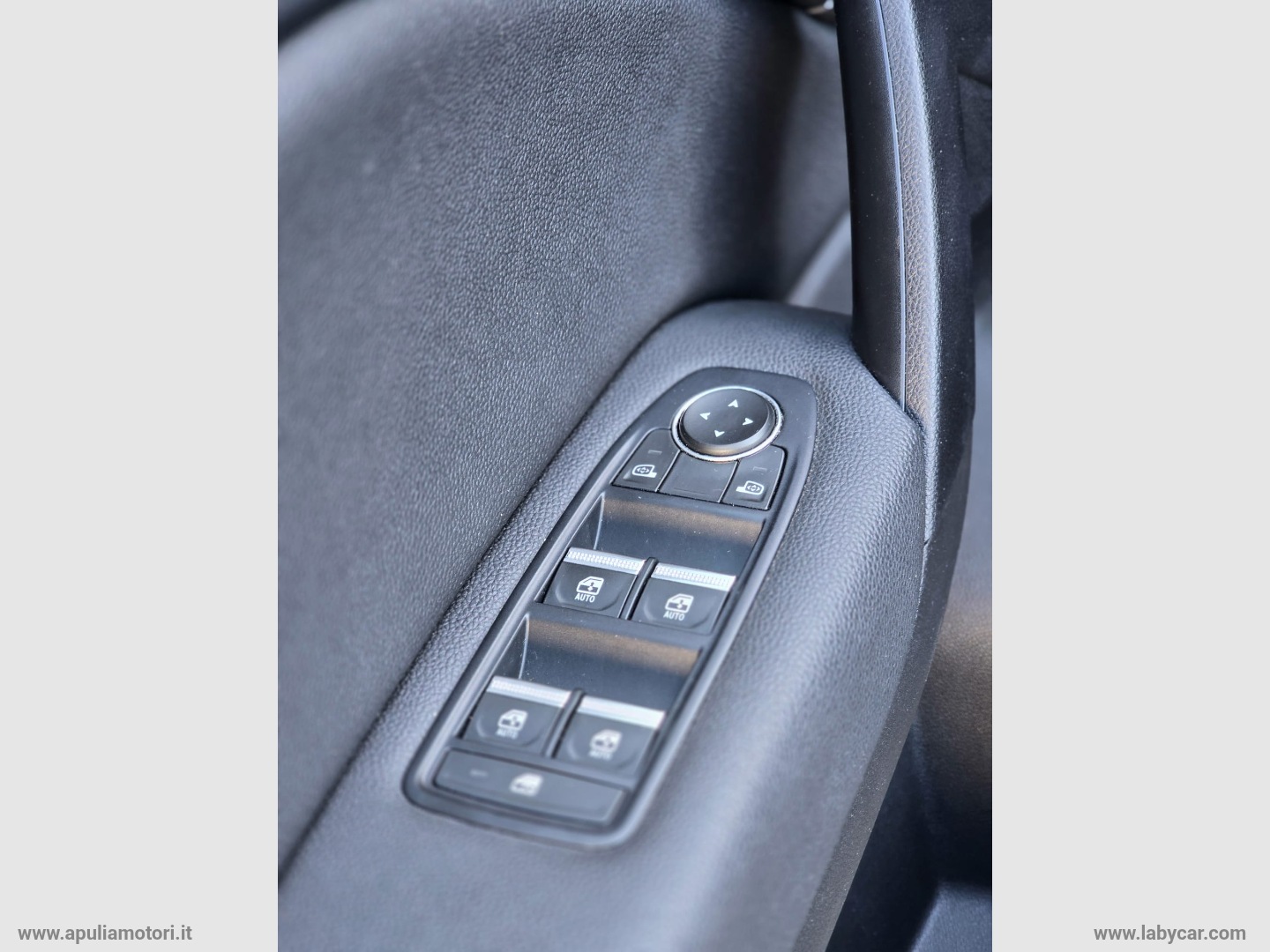 Captur TCe 12V 100 CV GPL FAP Intens - immagine 17