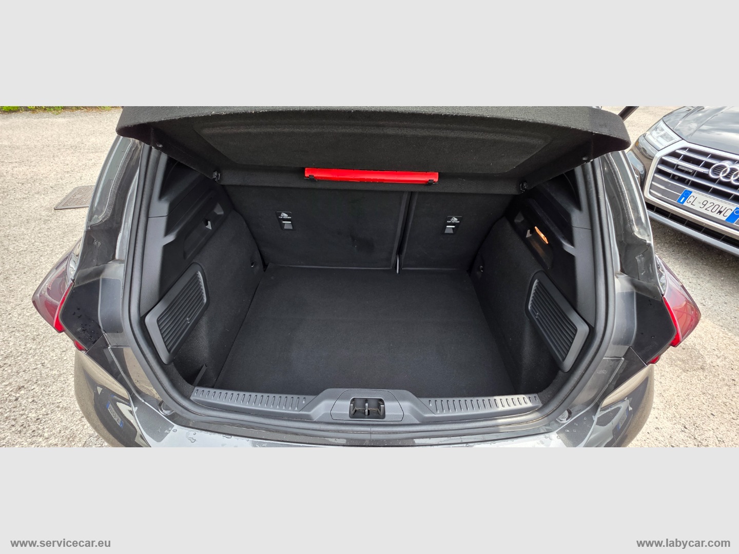 Focus 1.5 EcoBlue 120CV 5p. ST Line - immagine 17