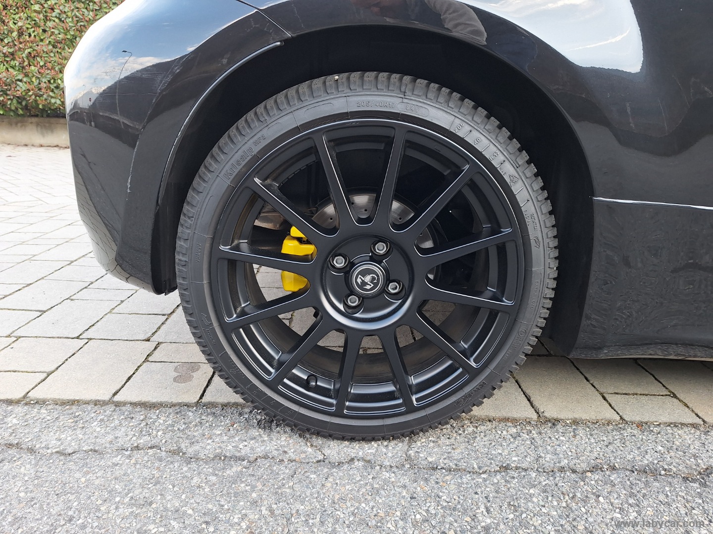 695 1.4 Turbo T-Jet 180 CV SABELT CARBONIO - immagine 17
