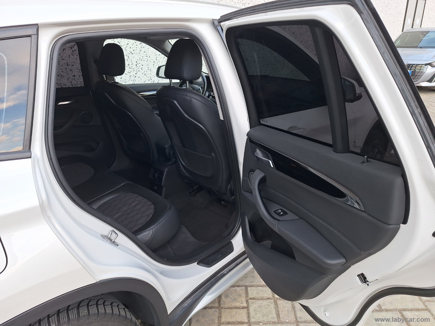 X1 xDrive20d xLine - immagine 17