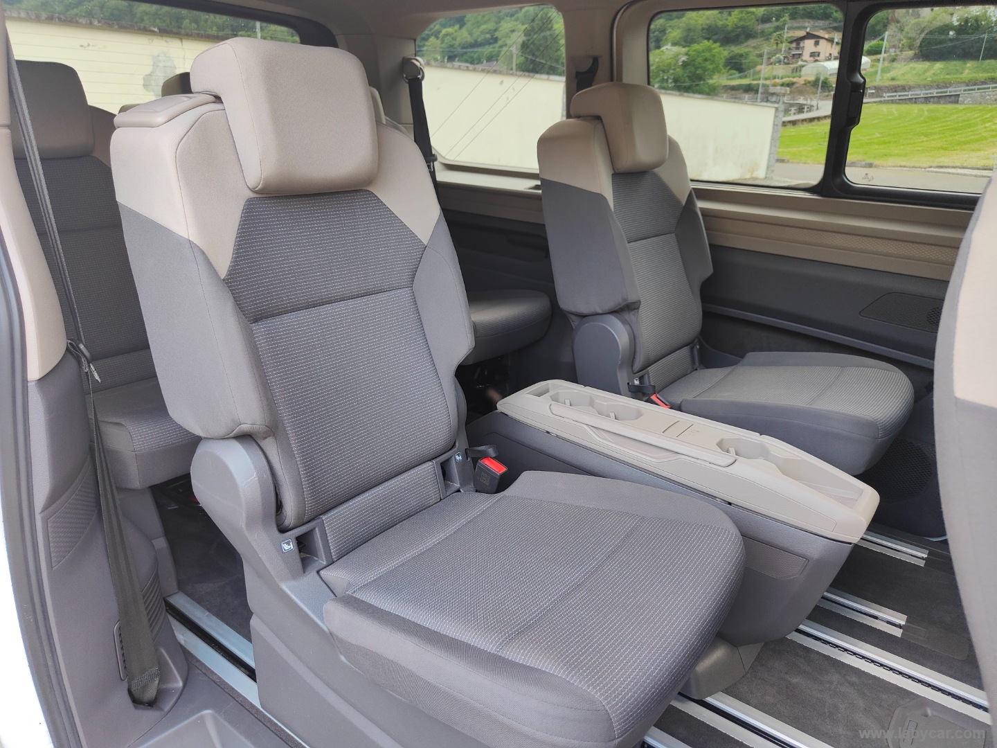 Multivan 1.4 TSI eHybrid Life GARANZIA VW - immagine 17