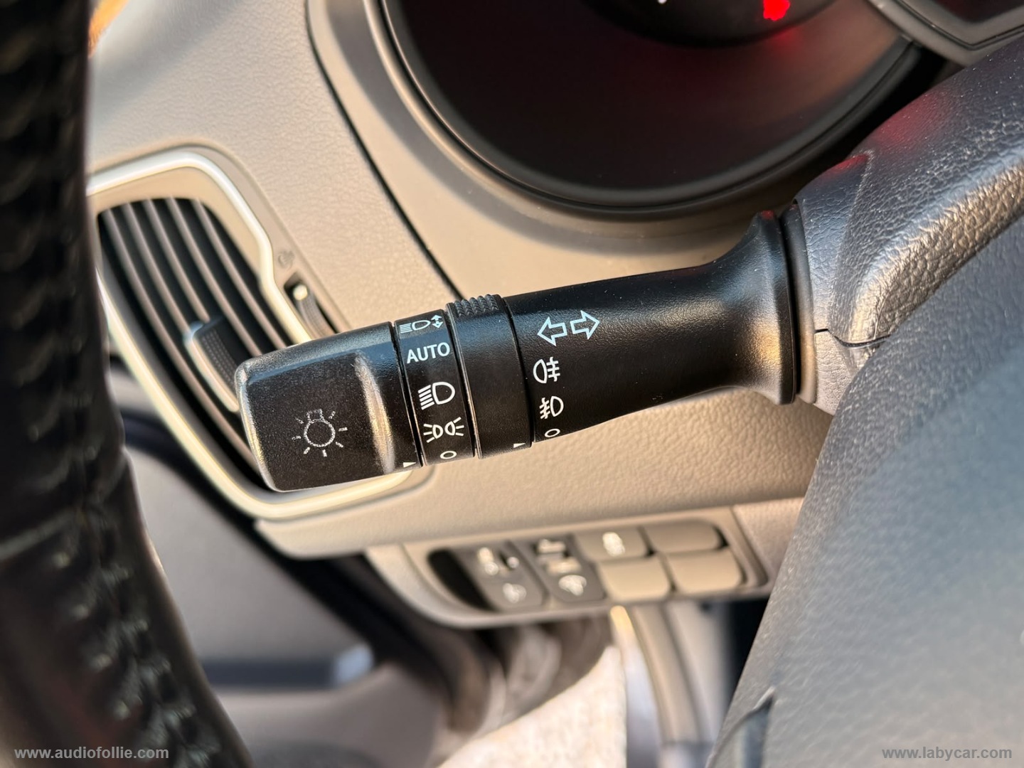 Rio 1.4 CRDi 5p.S&S High Tech - immagine 17