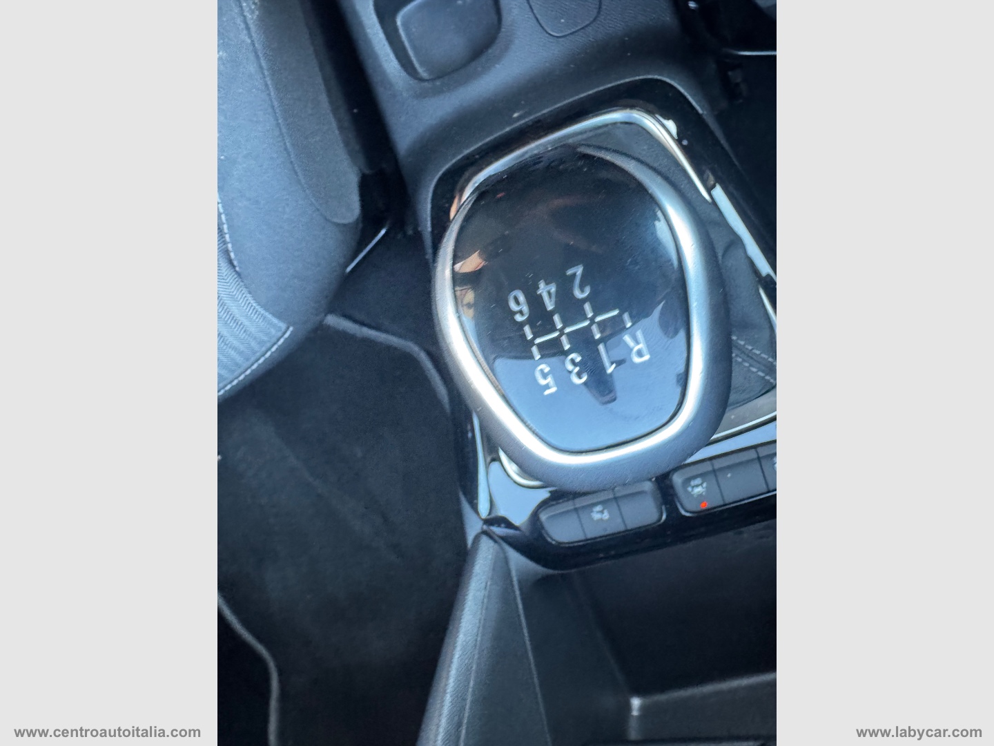 Corsa 1.5 D 100 CV Edition - immagine 17