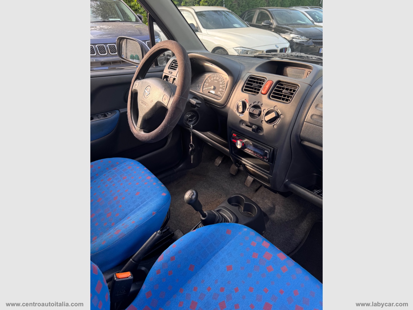 Agila 1.0 12V Comfort - immagine 17