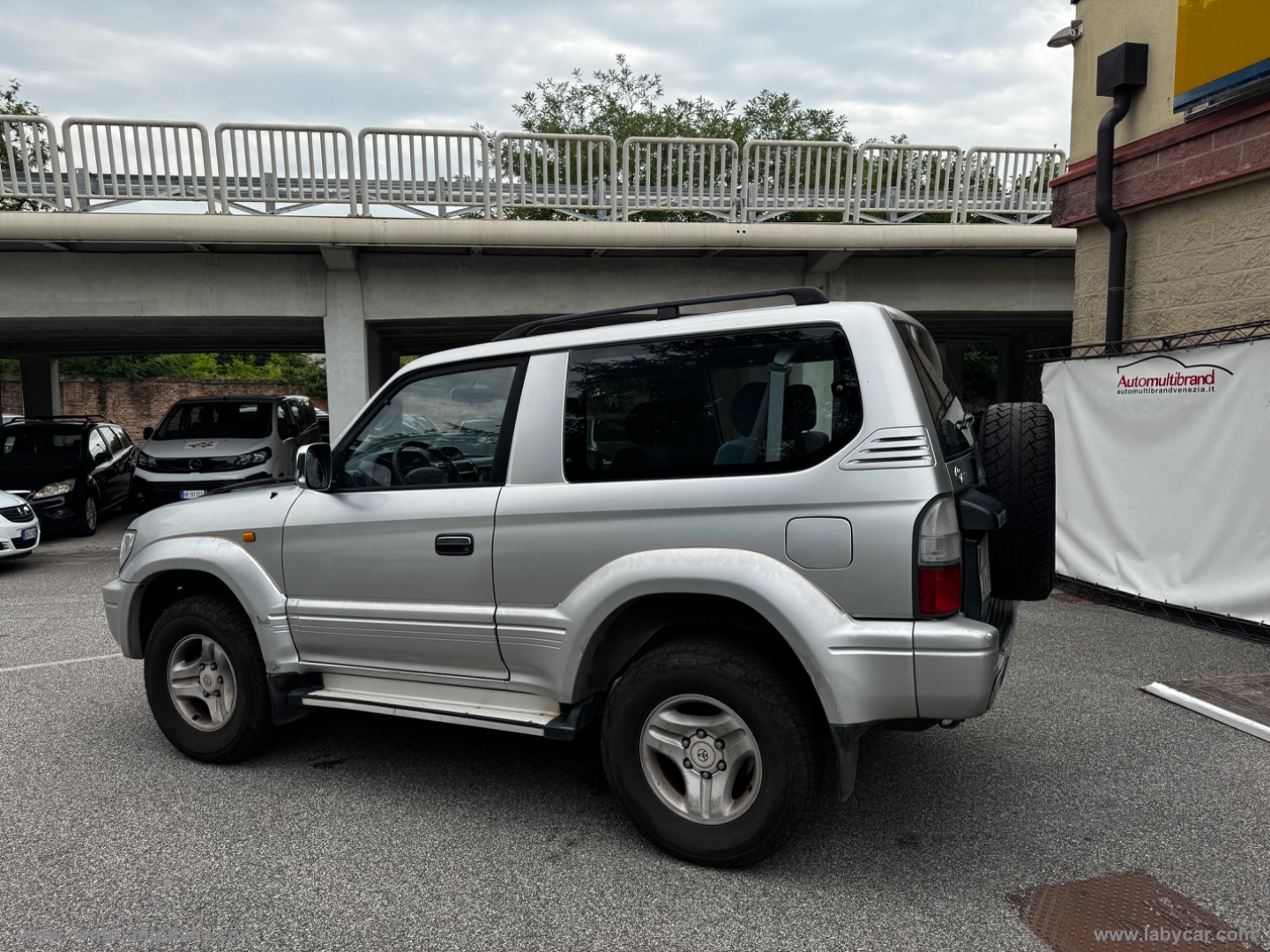 Land Cruiser 3.0 TD 3p. KZJ90 GX - immagine 17