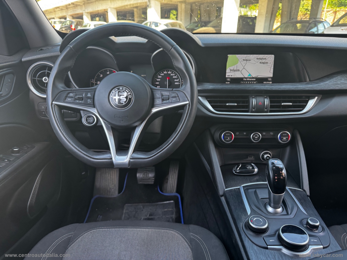 Stelvio 2.2 T.diesel 190 CV AT8 Q4 Exec. - immagine 17