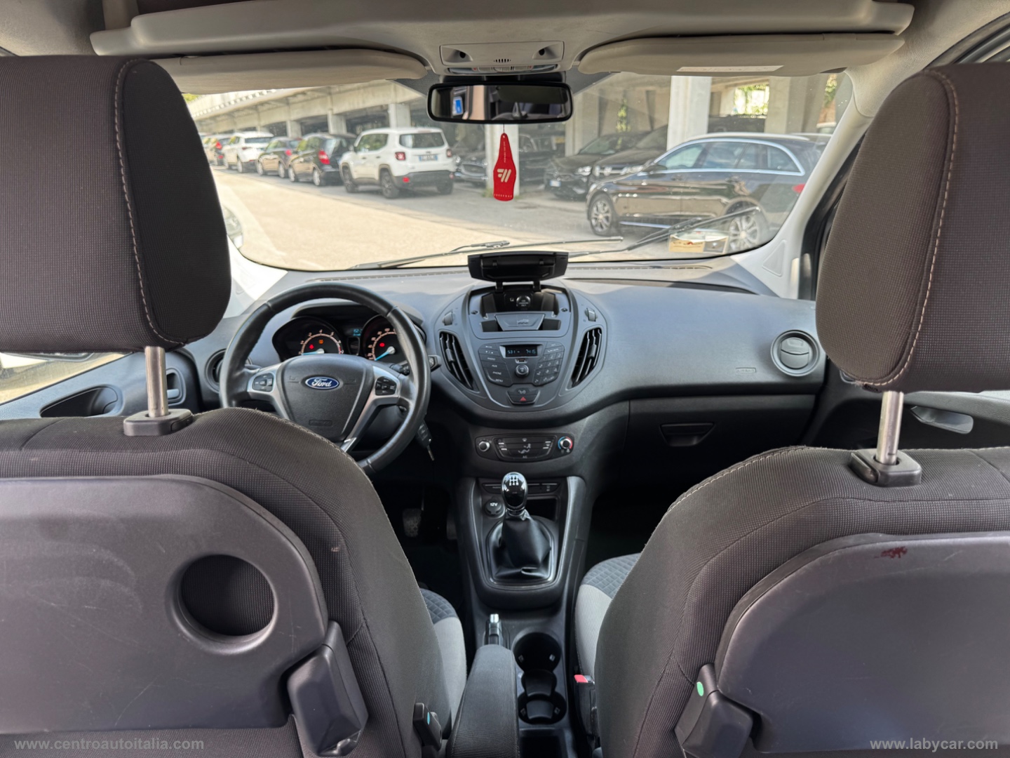 Tourneo Courier 1.0 EcoBoost 100 CV Tit. - immagine 17