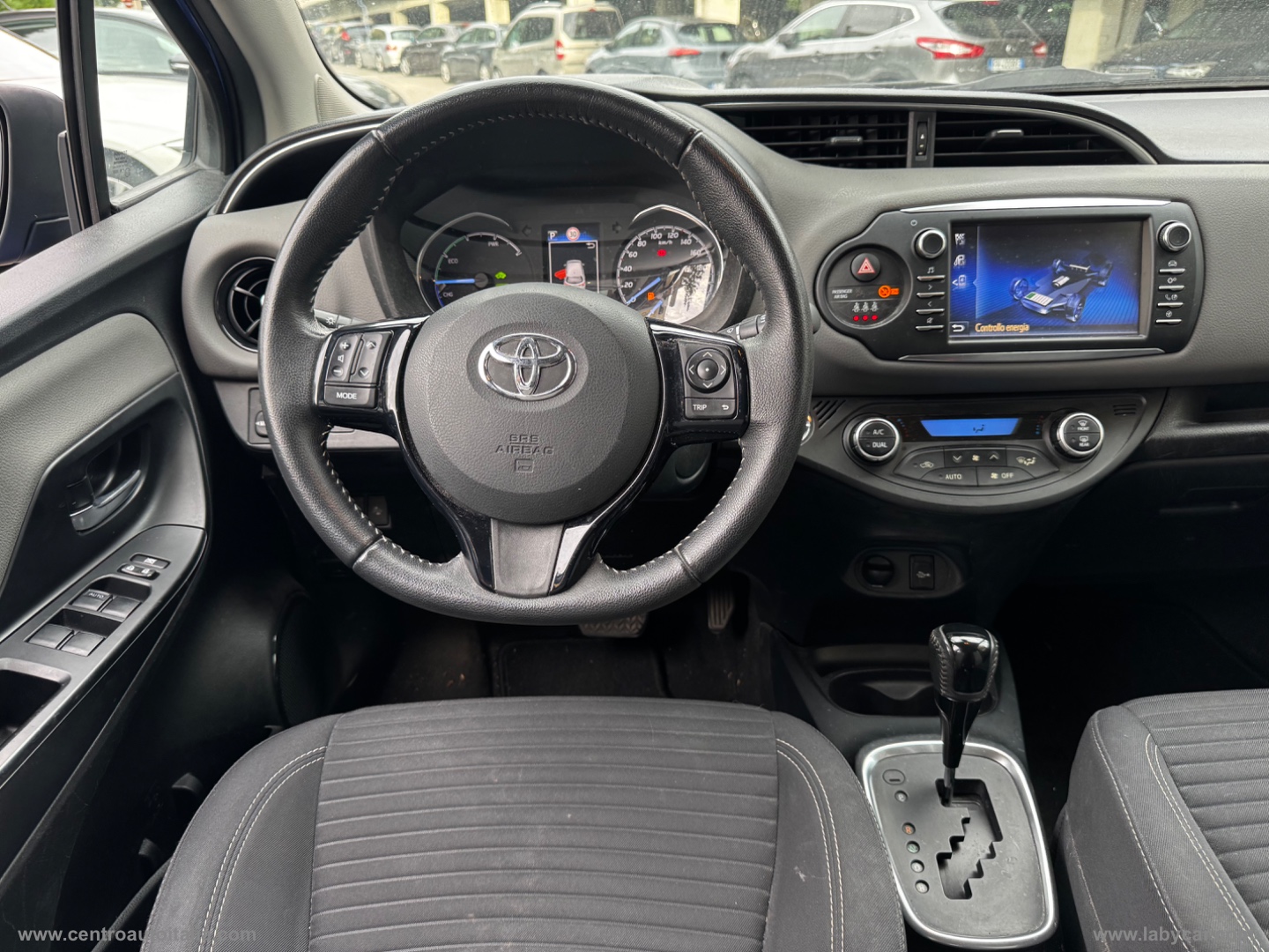 Yaris 1.5 Hybrid 5p. Business - immagine 17