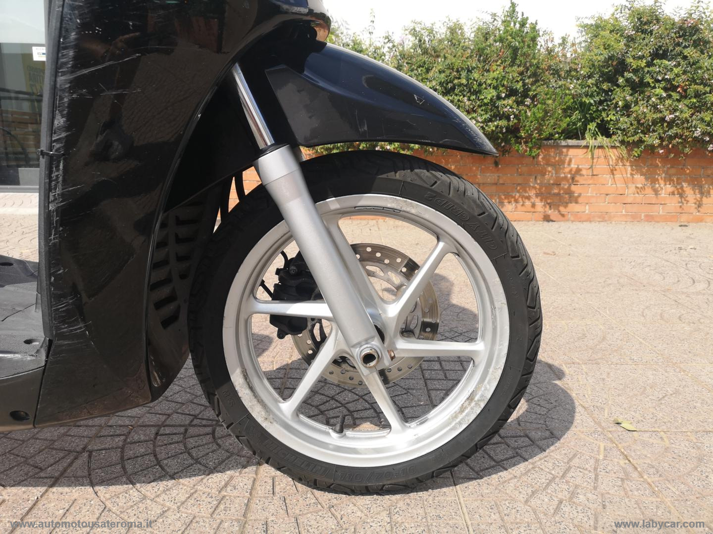 SH 300 RATE AUTO MOTO SCOOTER - immagine 17