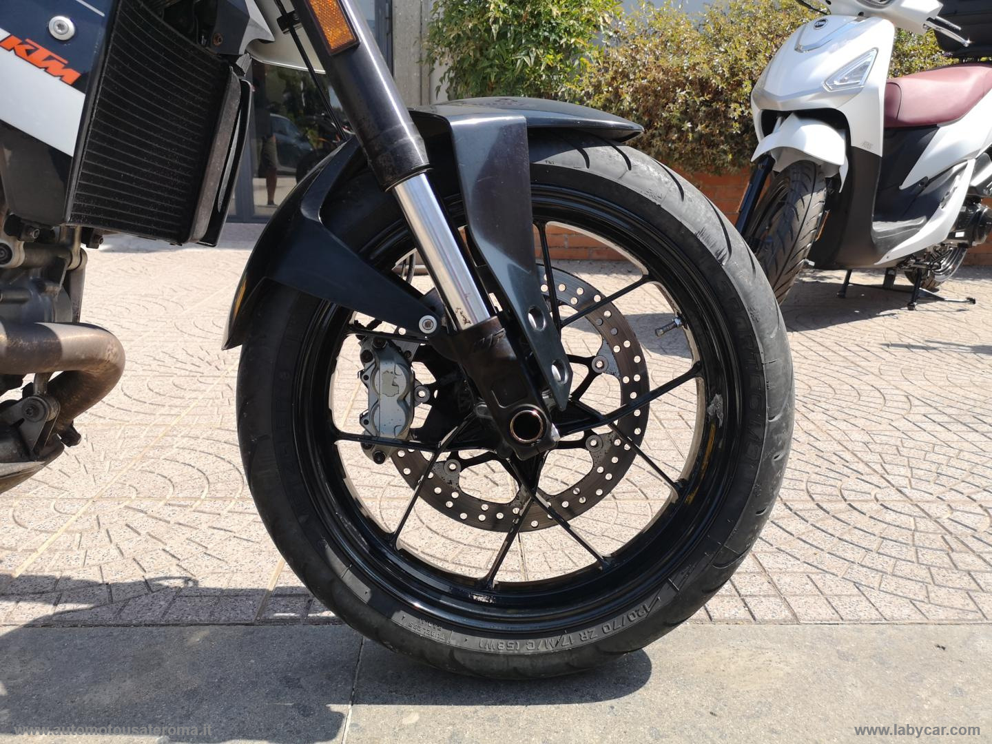 690 Duke R RATE AUTO MOTO SCOOTER - immagine 17