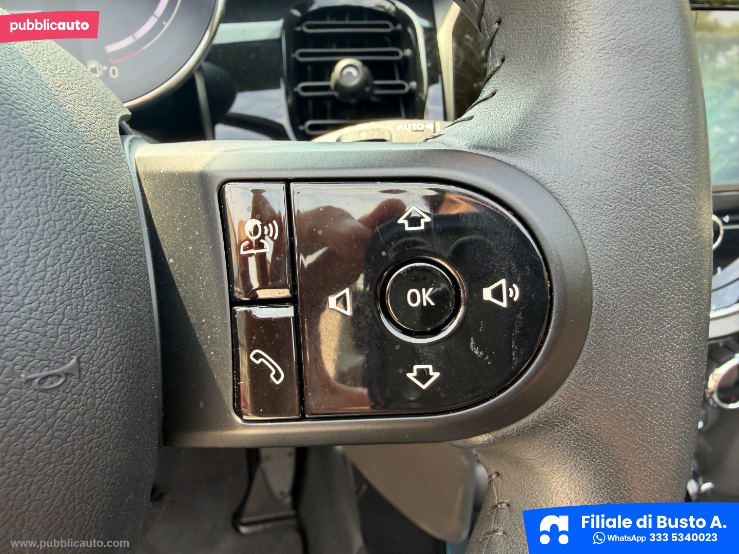 Mini Cooper Essential Cabrio - immagine 17
