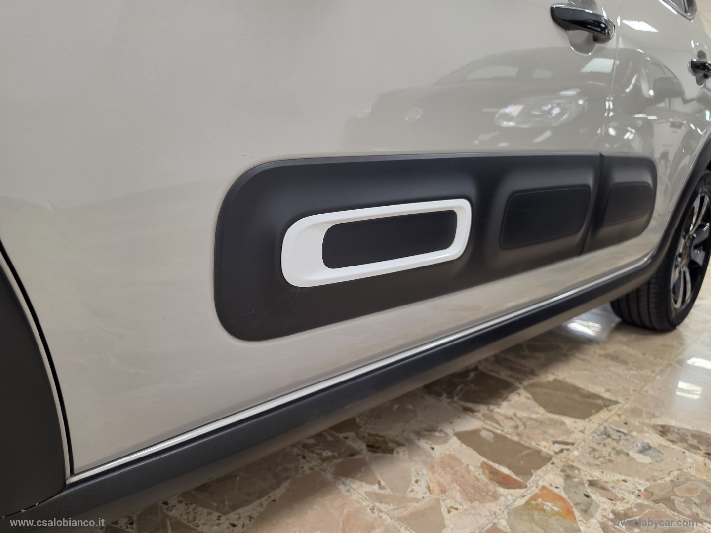 C3 PureTech 83 S&S Shine - immagine 17