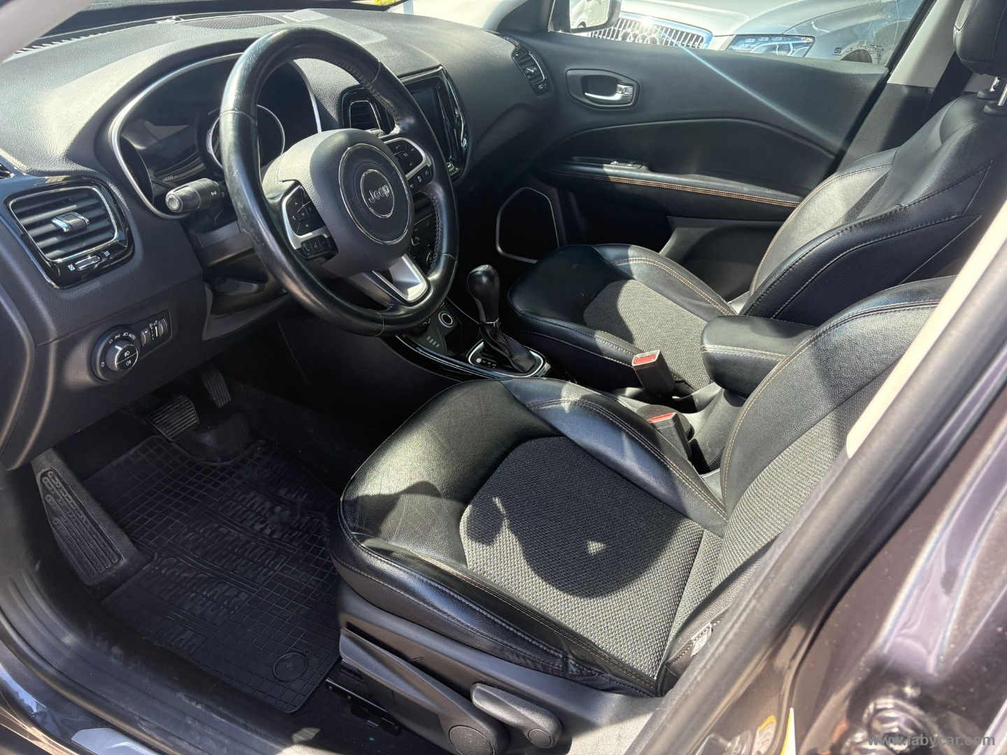Compass 2.0 Mjt II aut. 4WD Limited - immagine 17