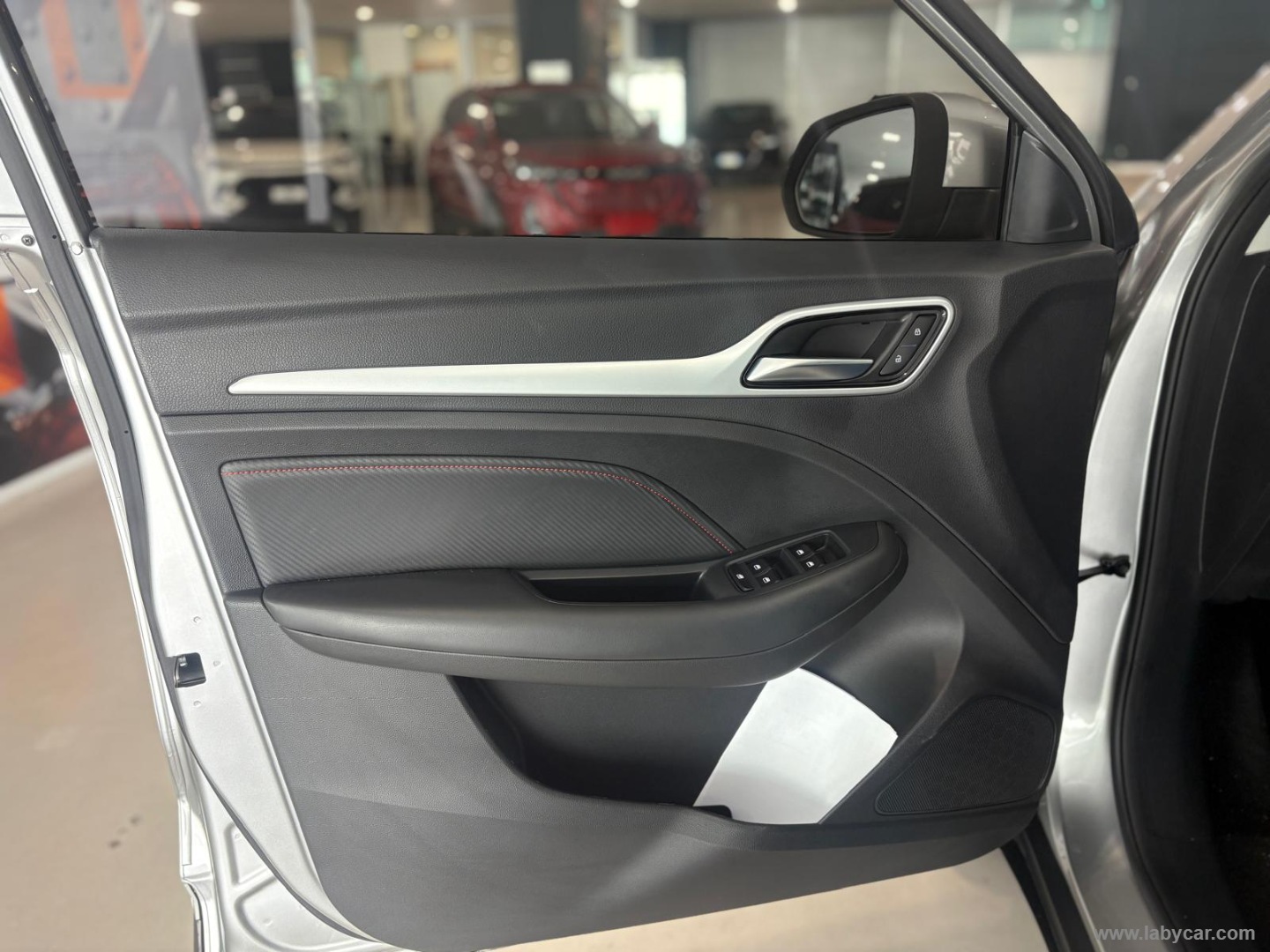 ZS Classic 1.5 VTi-tech Luxury - immagine 17
