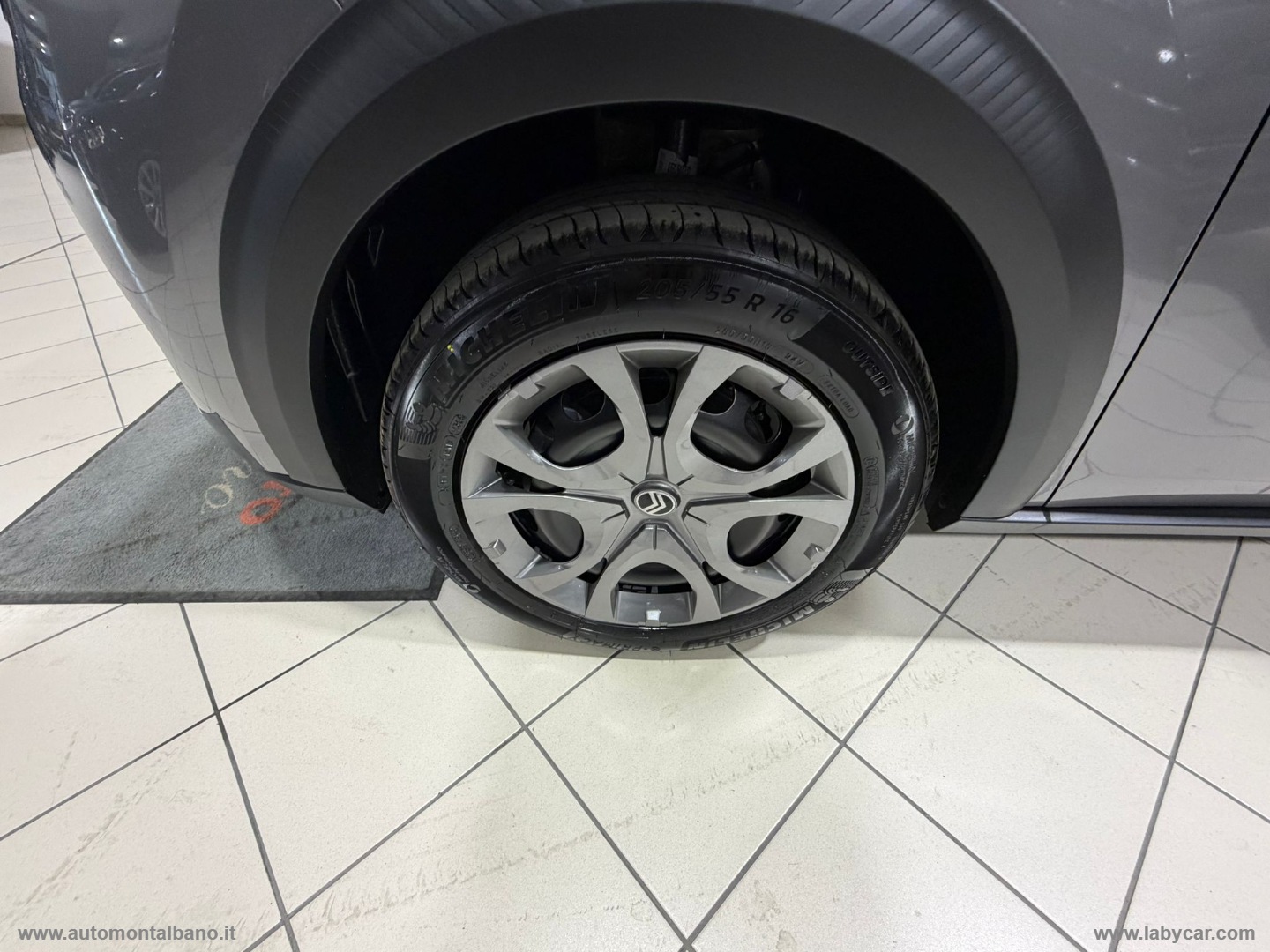 C3 PureTech 100 S&S You - immagine 17