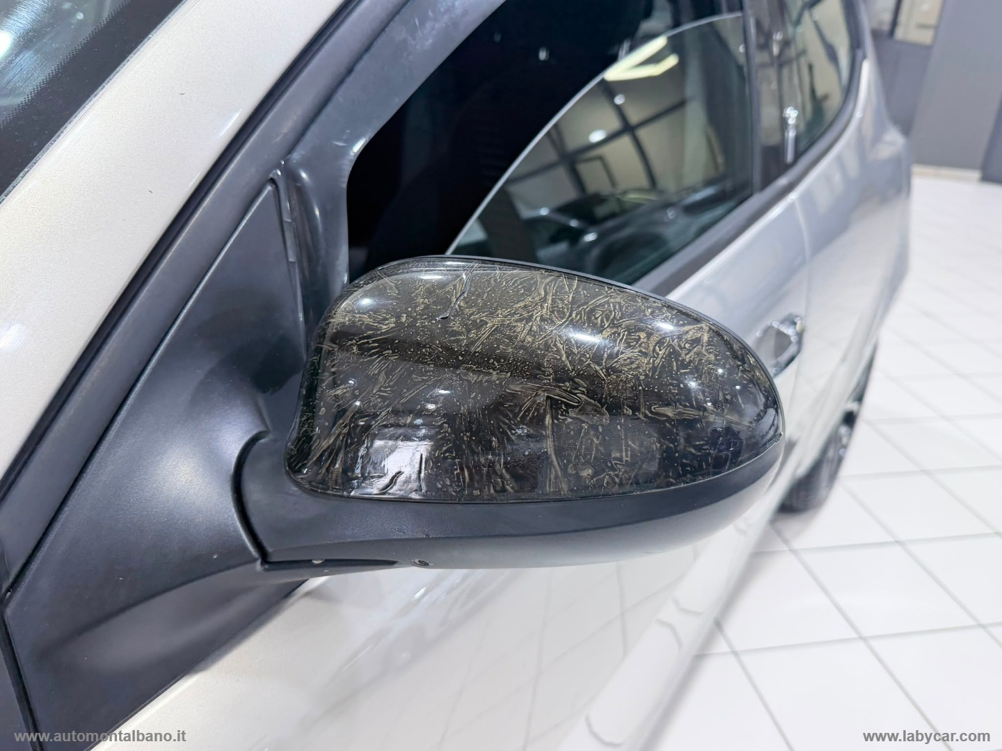 Ypsilon 1.3 MJT 95 CV 5p. S&S Platinum - immagine 17