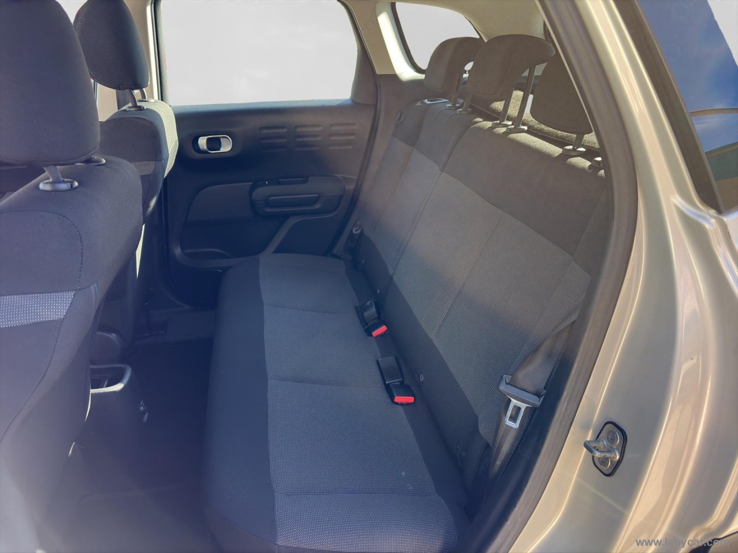 C3 Aircross BlueHDi 100 Shine PERFETTA! - immagine 17