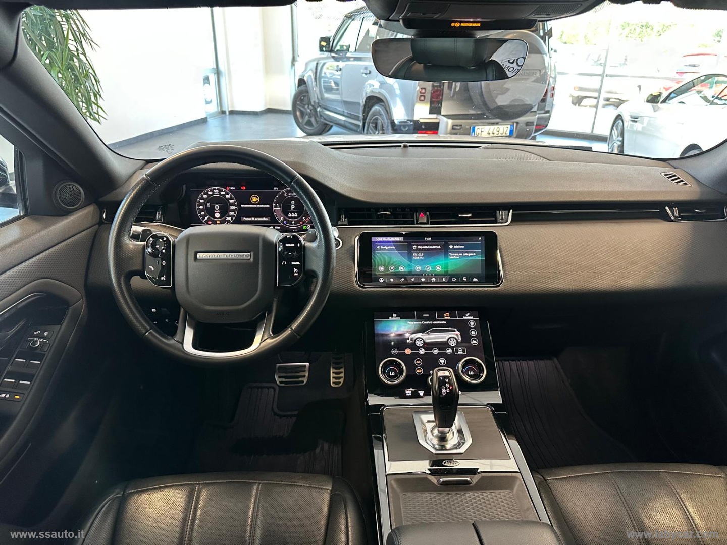 RR Evoque 2.0D L.Flw 150 AWD R-Dyn.HSE TAGLIANDI CERTIFICATI!! - immagine 17