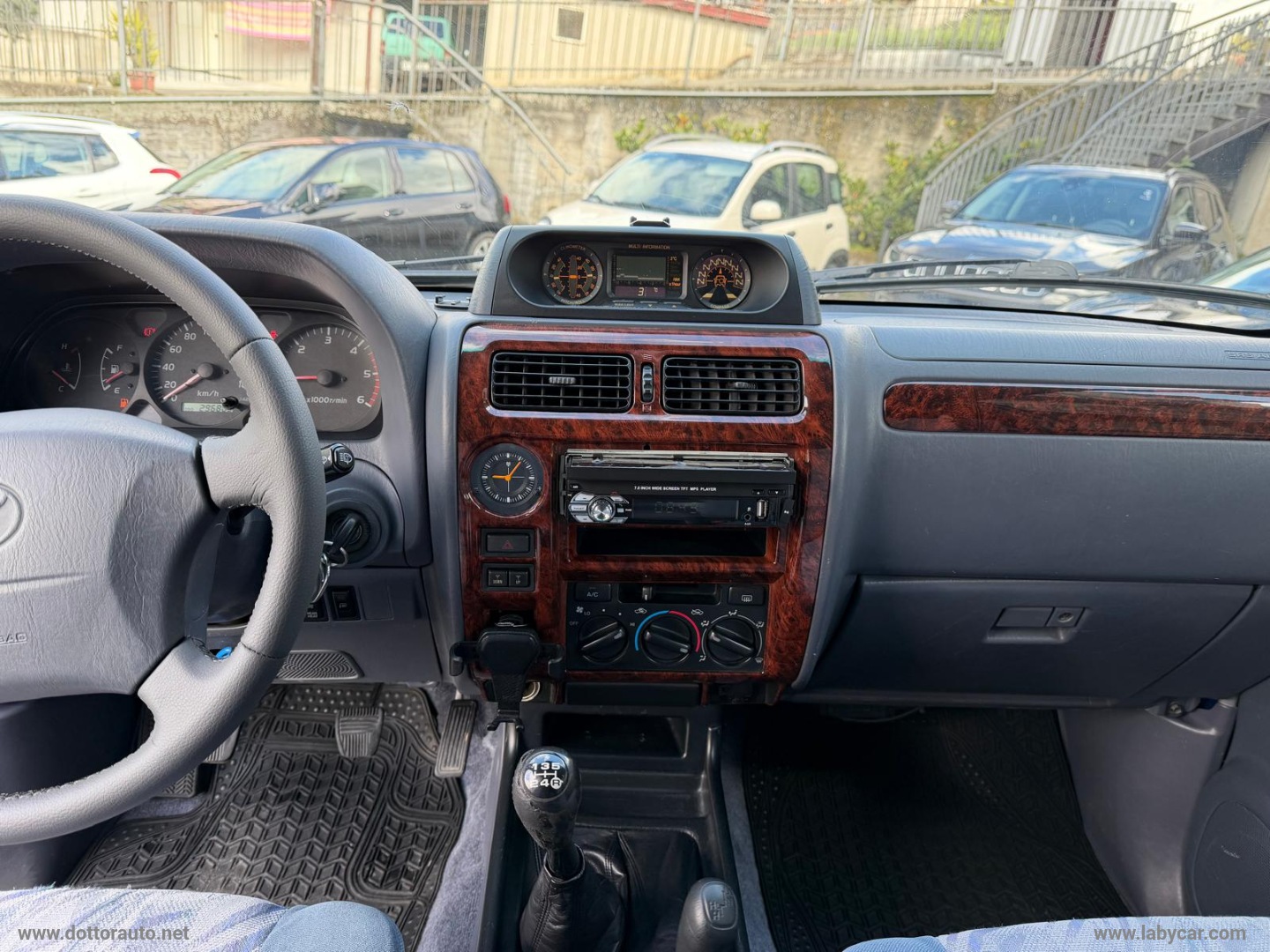 Land Cruiser 3.0 TD 3p. KZJ90 GX - immagine 17