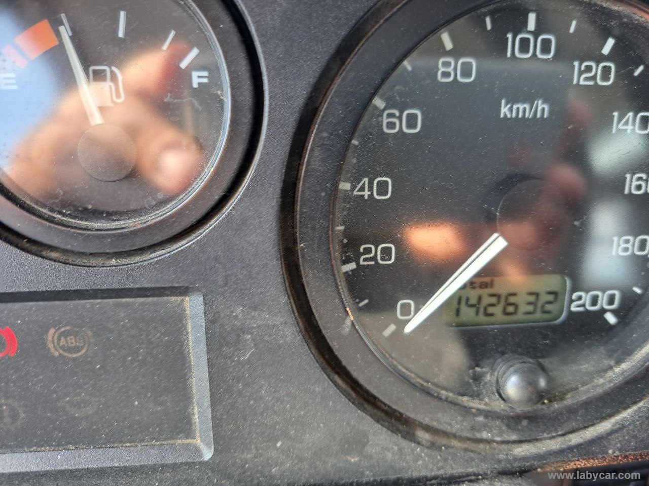 Defender 90 2.5 Td5 Station Wagon S - immagine 17