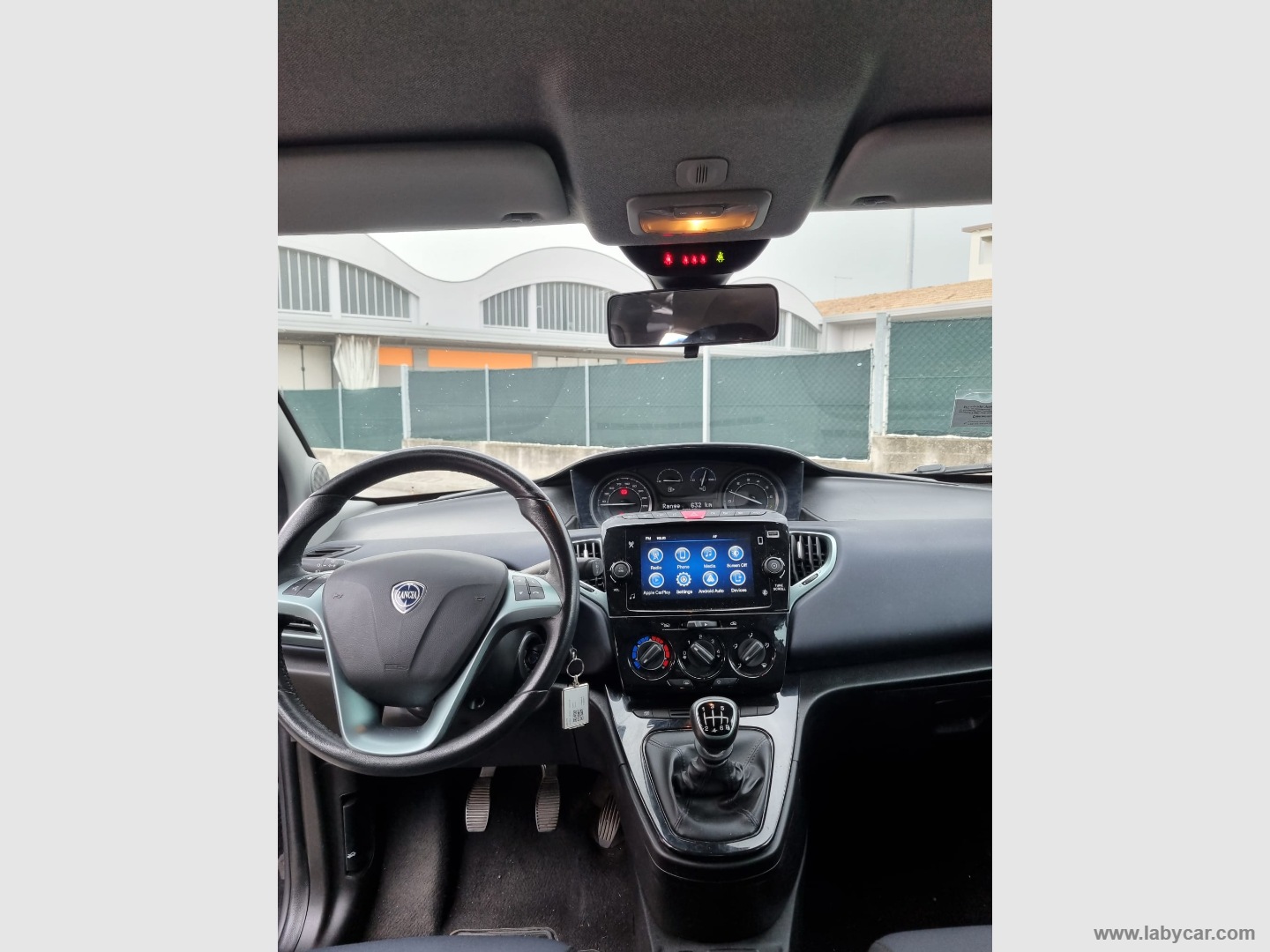 Ypsilon 1.0 FireFly 5p.S&S Hyb. Gold Pl. - immagine 17