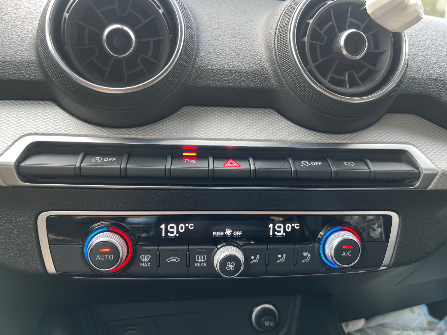 Q2 30 TFSI Business Advanced - immagine 18