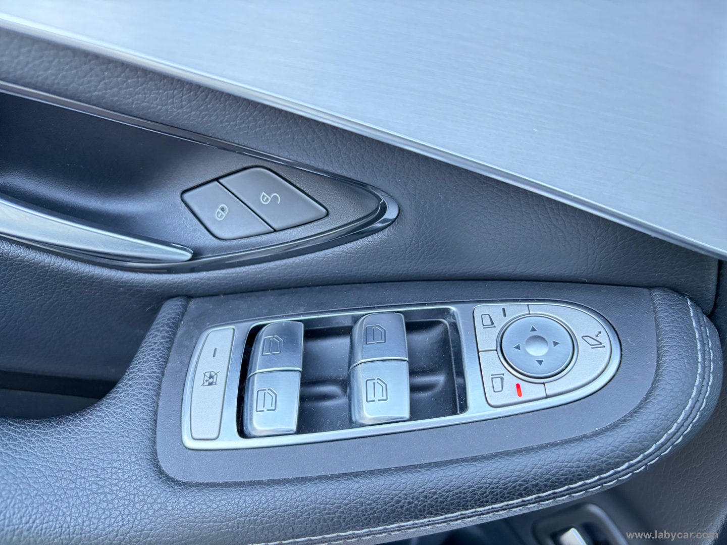 GLC 220 d 4Matic Coupé Premium - immagine 18