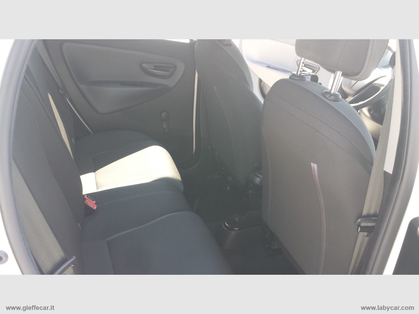 Ypsilon 1.2 69 CV 5p. Silver - immagine 18