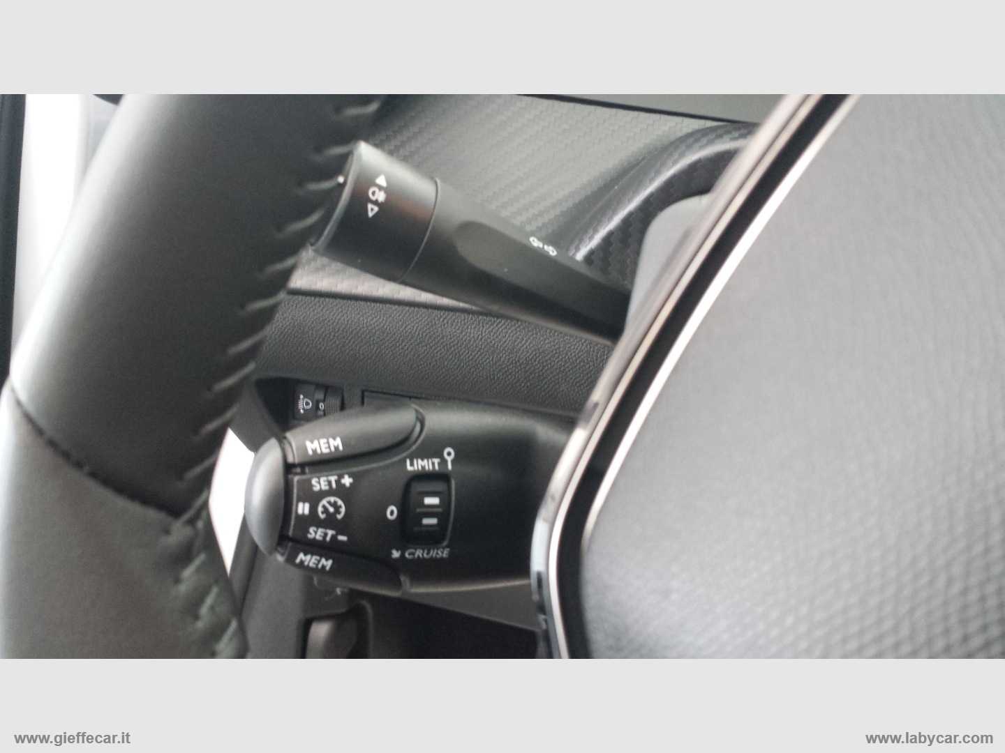 208 Turbo 100 CV 5p. Style - immagine 18