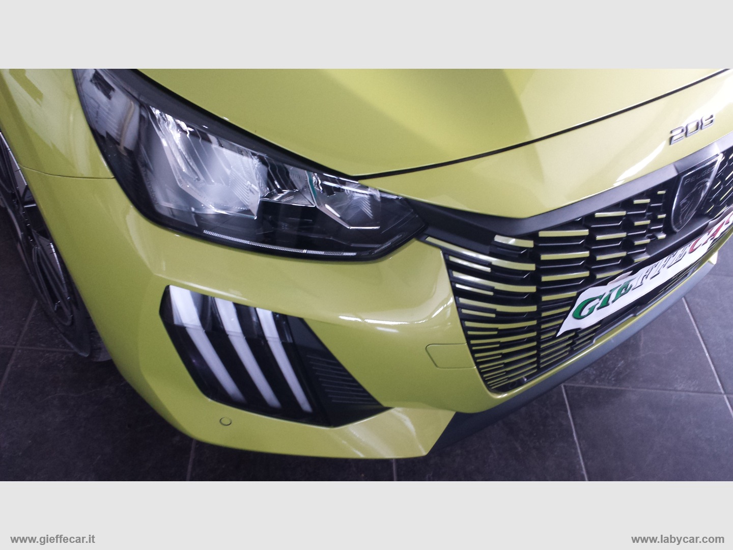 208 Turbo 100 CV 5p. Style - immagine 18