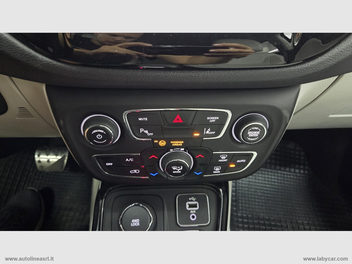 Compass 2.0 Mjt II aut. 4WD Limited - immagine 18