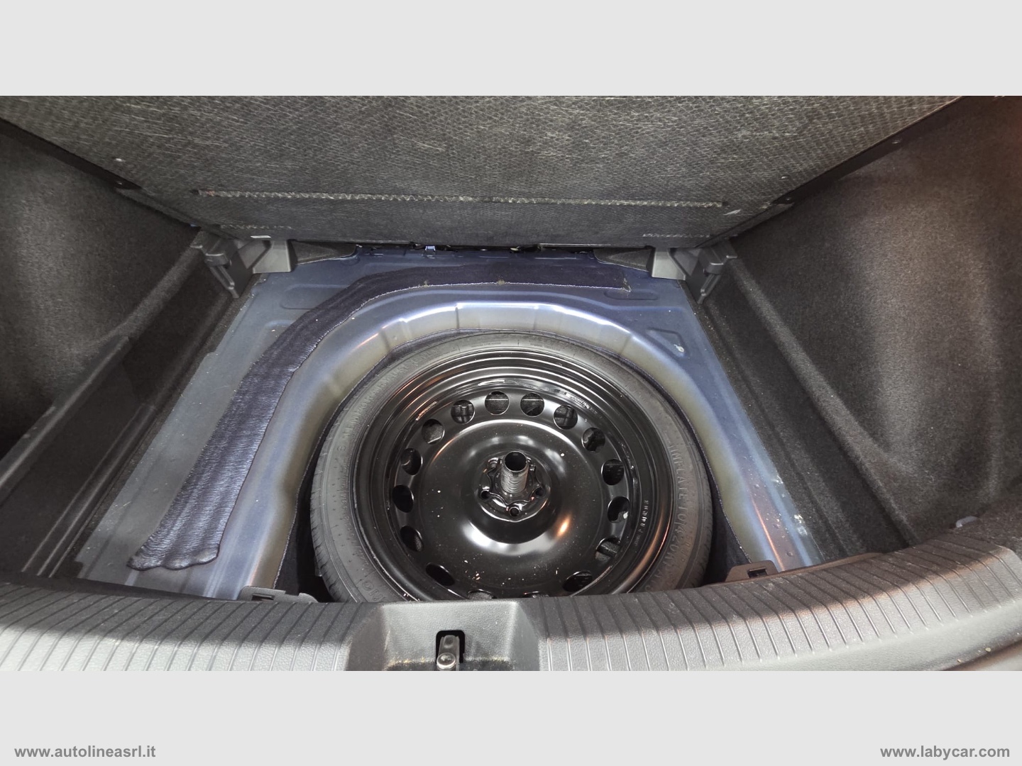 Taigo 1.0 TSI 115 CV R-Line - immagine 18